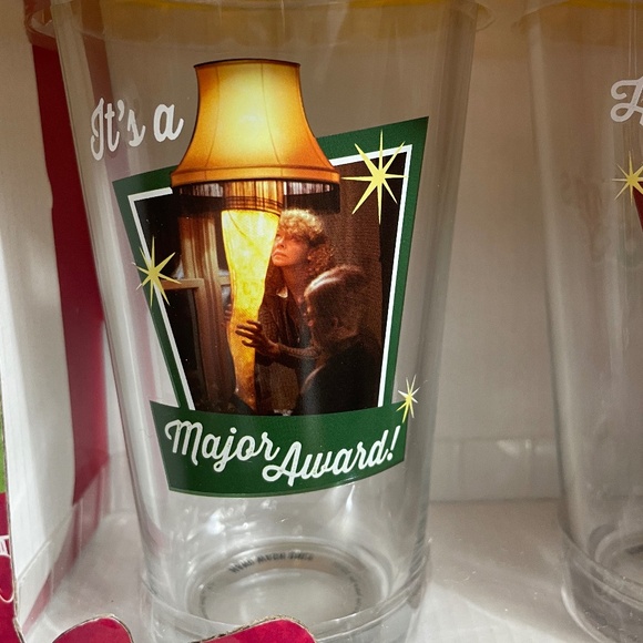 A Christmas Story Collector Pint Glasses & Leg Lamp Ice Cube Tray New Gift Set - Picture 4 of 6